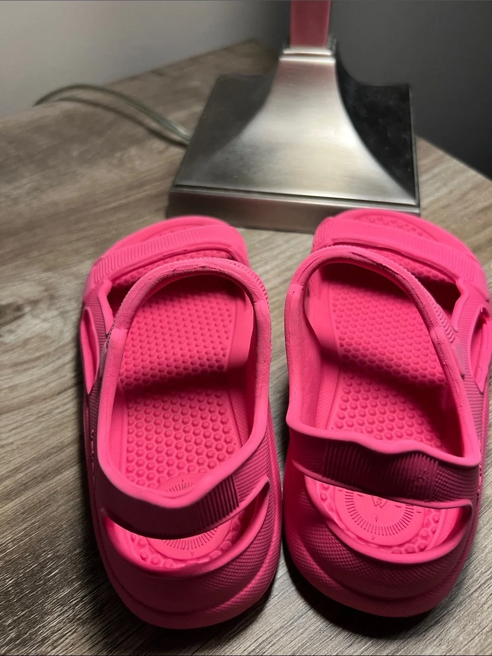 totes Kids Bright Pink Hook-and-Loop Sandals